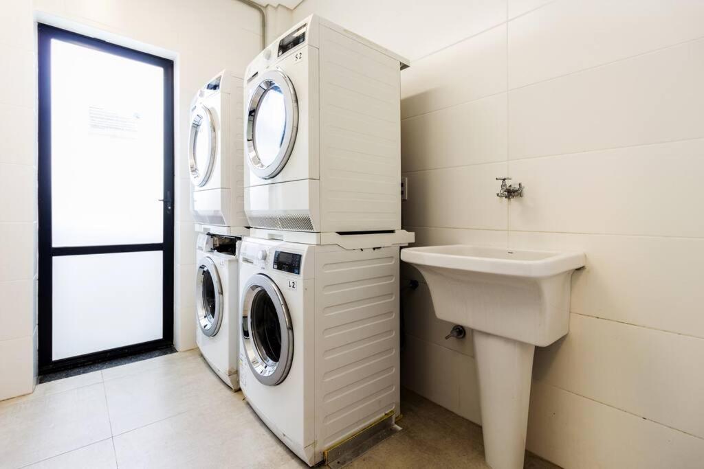 Studio Moderno Ap 32 Soho Life Curitiba Kültér fotó